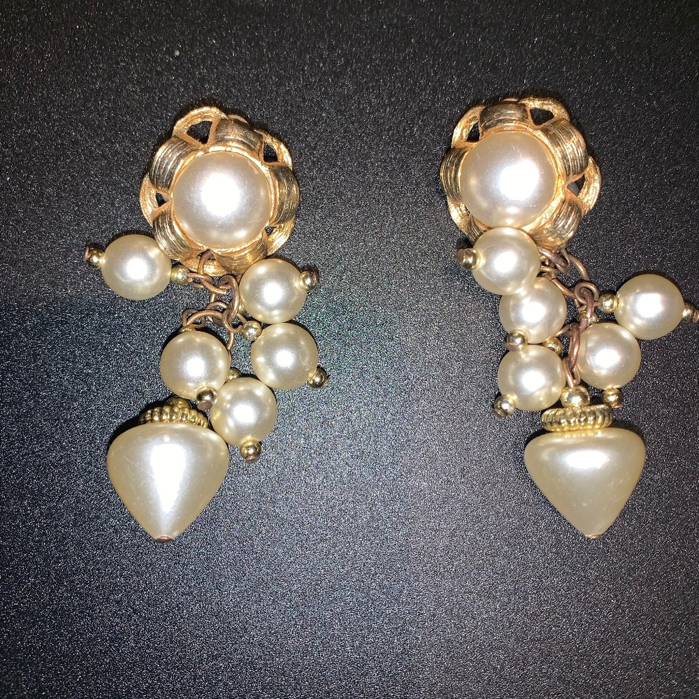 Vintage Pearl like gold finish dangling earrings